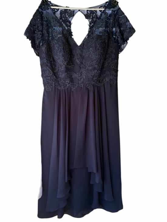 N/A Dresses & Skirts - Mother-of-the-Bride Navy Lace Bodice Chiffon High-Low Formal Dress - Size 18W